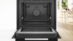 Serie 8 Bakoven met magnetron 60 x 60 cm Mat zwart
