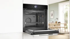 Serie 8 Bakoven met magnetron 60 x 60 cm Zwart