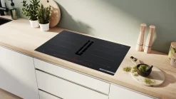 Serie 8 Inductiekookplaat met afzuiging 80 cm