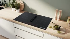 Serie 8 Inductiekookplaat met afzuiging 80 cm