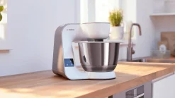 Serie 4 Keukenmachine met weegschaal en timer MUM 5 1000 W Wit, Champagne