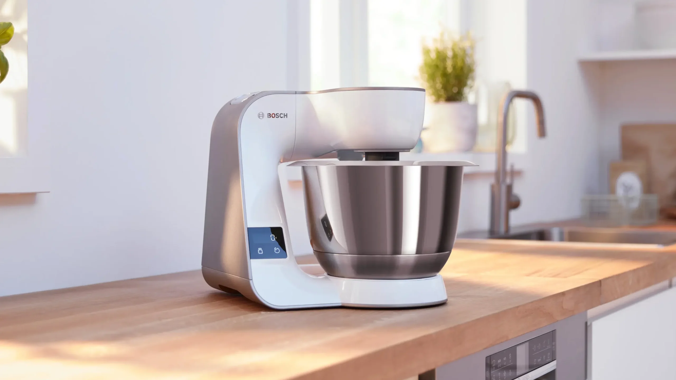 Serie 4 Keukenmachine met weegschaal en timer MUM 5 1000 W Wit, Champagne