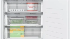 Serie 6 Onderbouwvriezer 82 x 59.8 cm Vlakscharnier met SoftClose