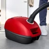 Serie 4 Stofzuiger met zak ProAnimal Rood