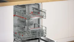 Serie 4 Volledig geïntegreerde vaatwasser 60 cm Vario Hinge (geschikt voor plinten van 5-9 cm en voor inbouw op hoogte)