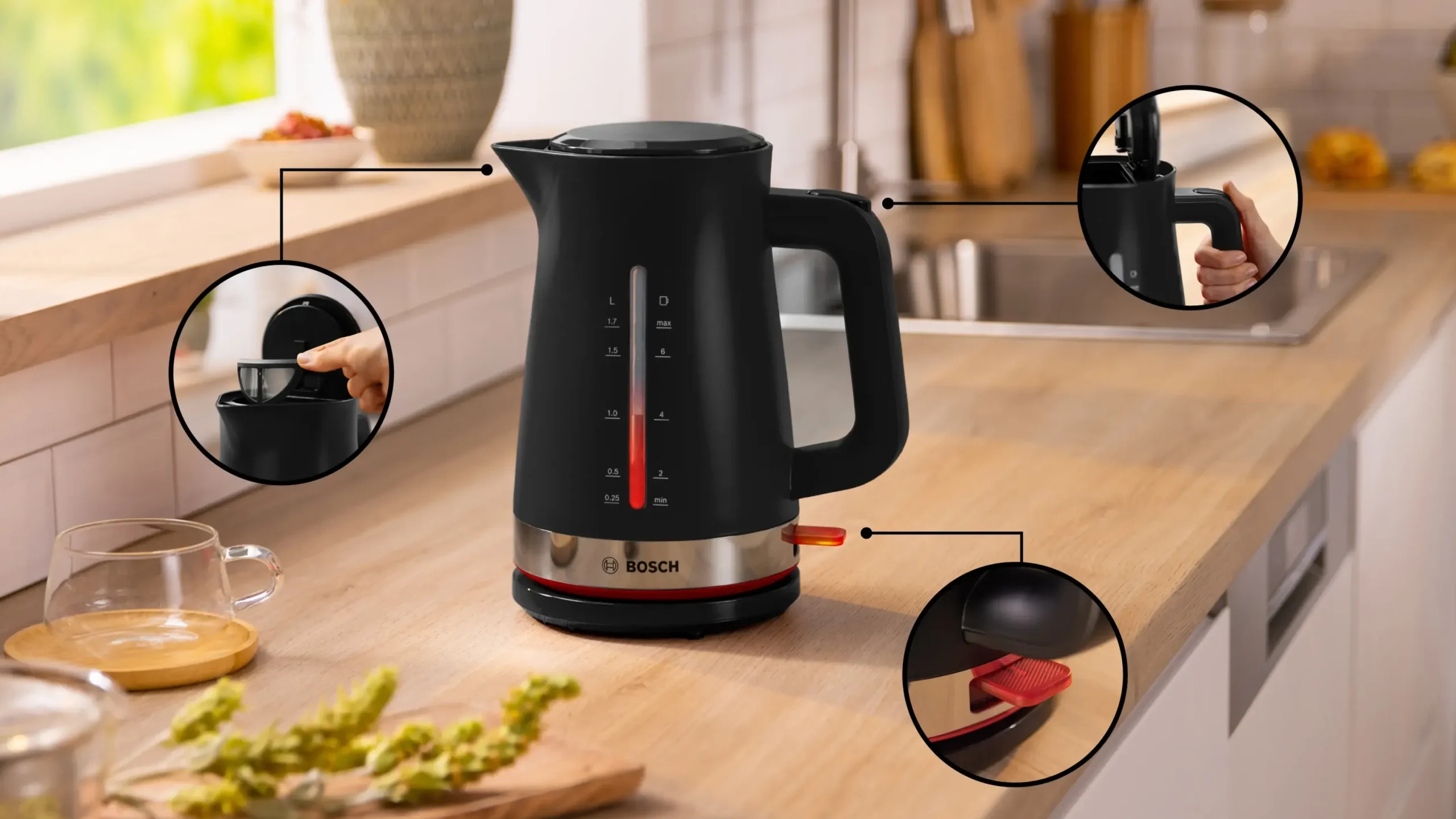 TWK4M223 Waterkoker MyMoment Zwart